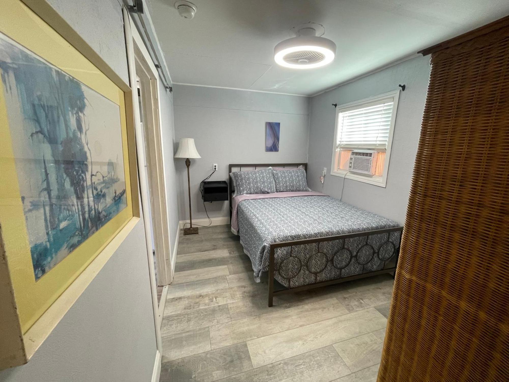 Nature Coast Inn & Cottages Inglis Экстерьер фото